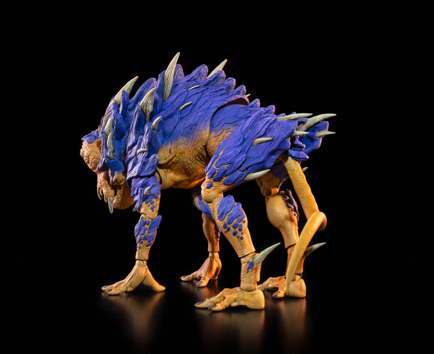 Cosmic Legions: OxKrewe: Book One, Thraxxon - Lowland Scapeback (Creature)