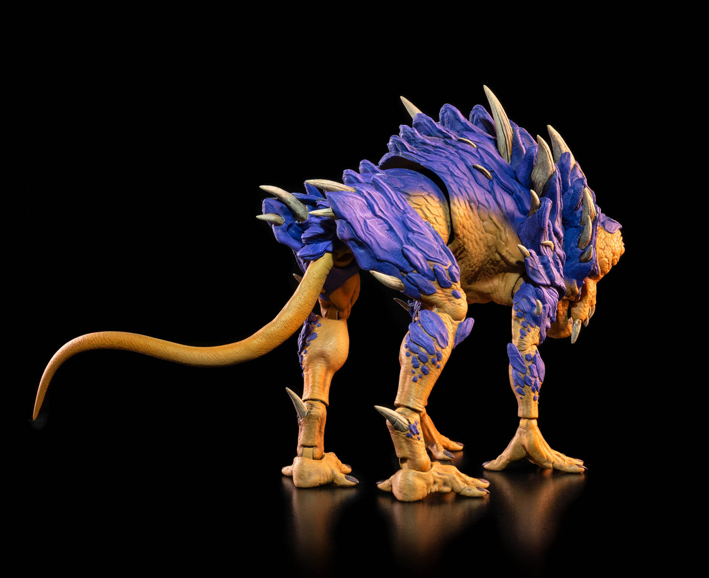 Cosmic Legions: OxKrewe: Book One, Thraxxon - Lowland Scapeback (Creature)