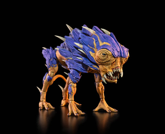 Cosmic Legions: OxKrewe: Book One, Thraxxon - Lowland Scapeback (Creature)