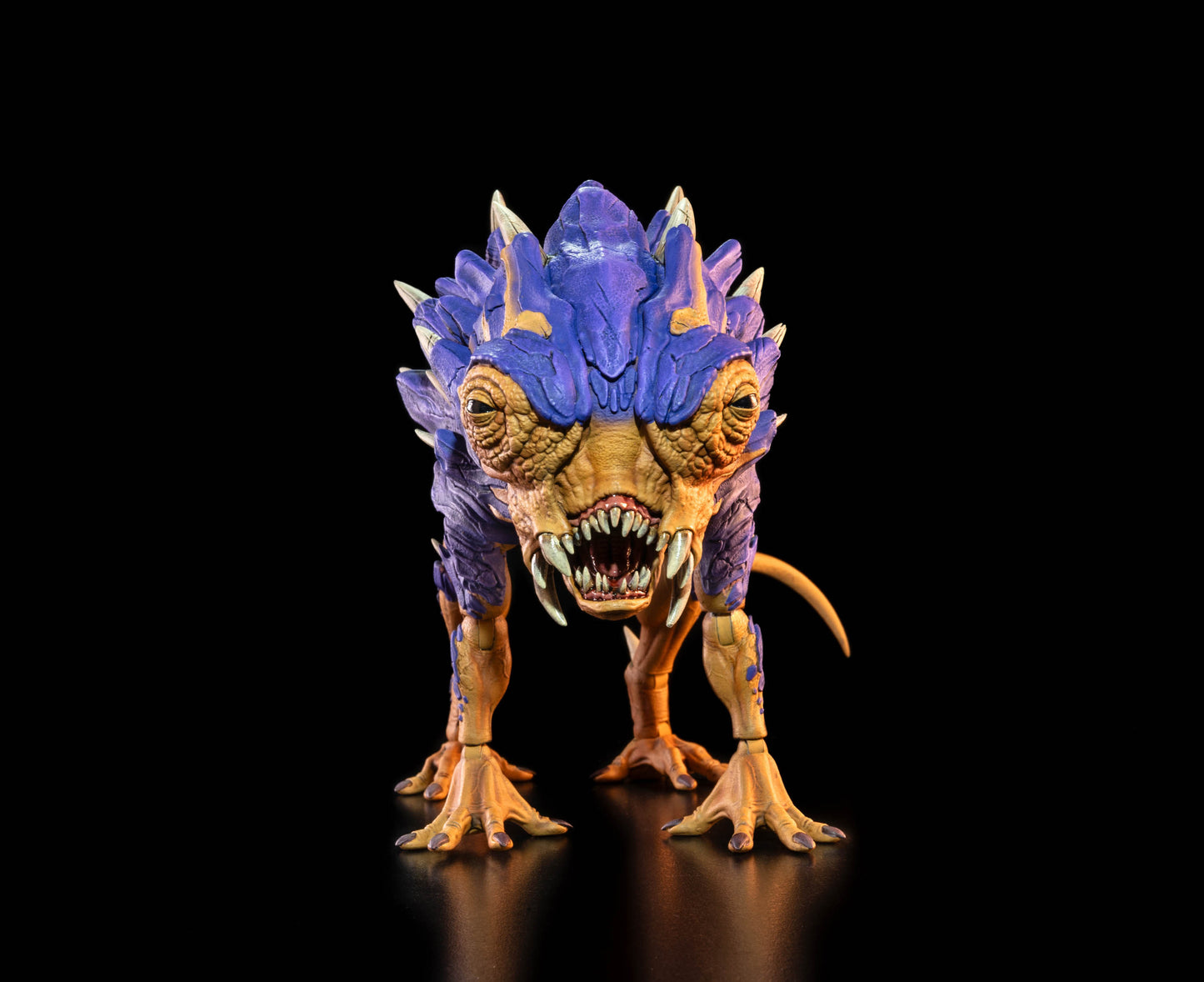 Cosmic Legions: OxKrewe: Book One, Thraxxon - Lowland Scapeback (Creature)