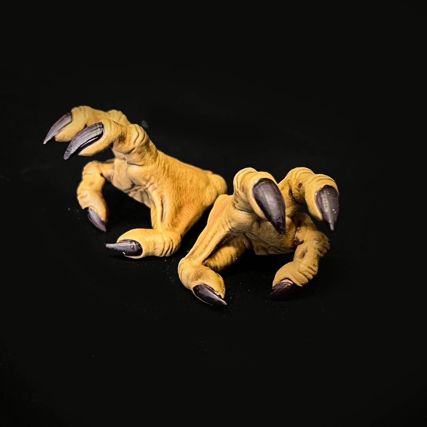 Cosmic Legions: OxKrewe: Book One, Thraxxon - Lowland Scapeback (Creature)